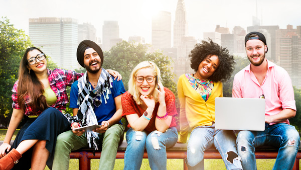 Personas de diversa procedencia