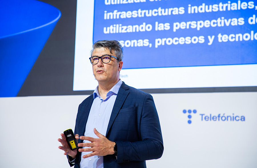 José Antonio Cascallana, Manager C4IN Cybersecurity Centre, Telefónica Tech, in the session Aristeo: the industrial God of OT bees for cybersecurity