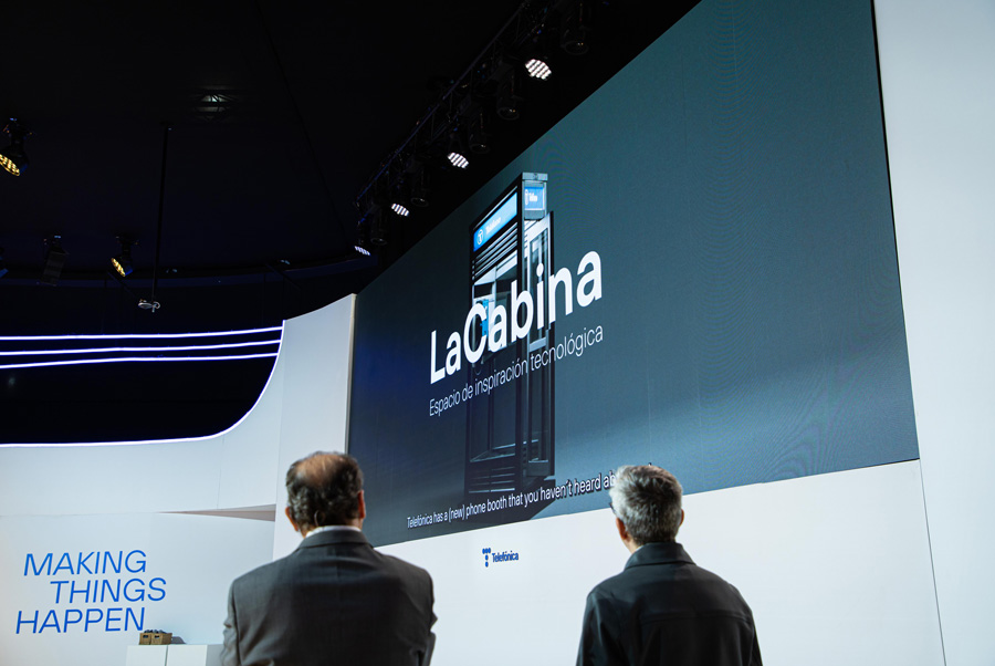 Telefónica presents, at MWC23, 'LaCabina', its centre of technological inspiration for the digital transformation of companies and public administrations.