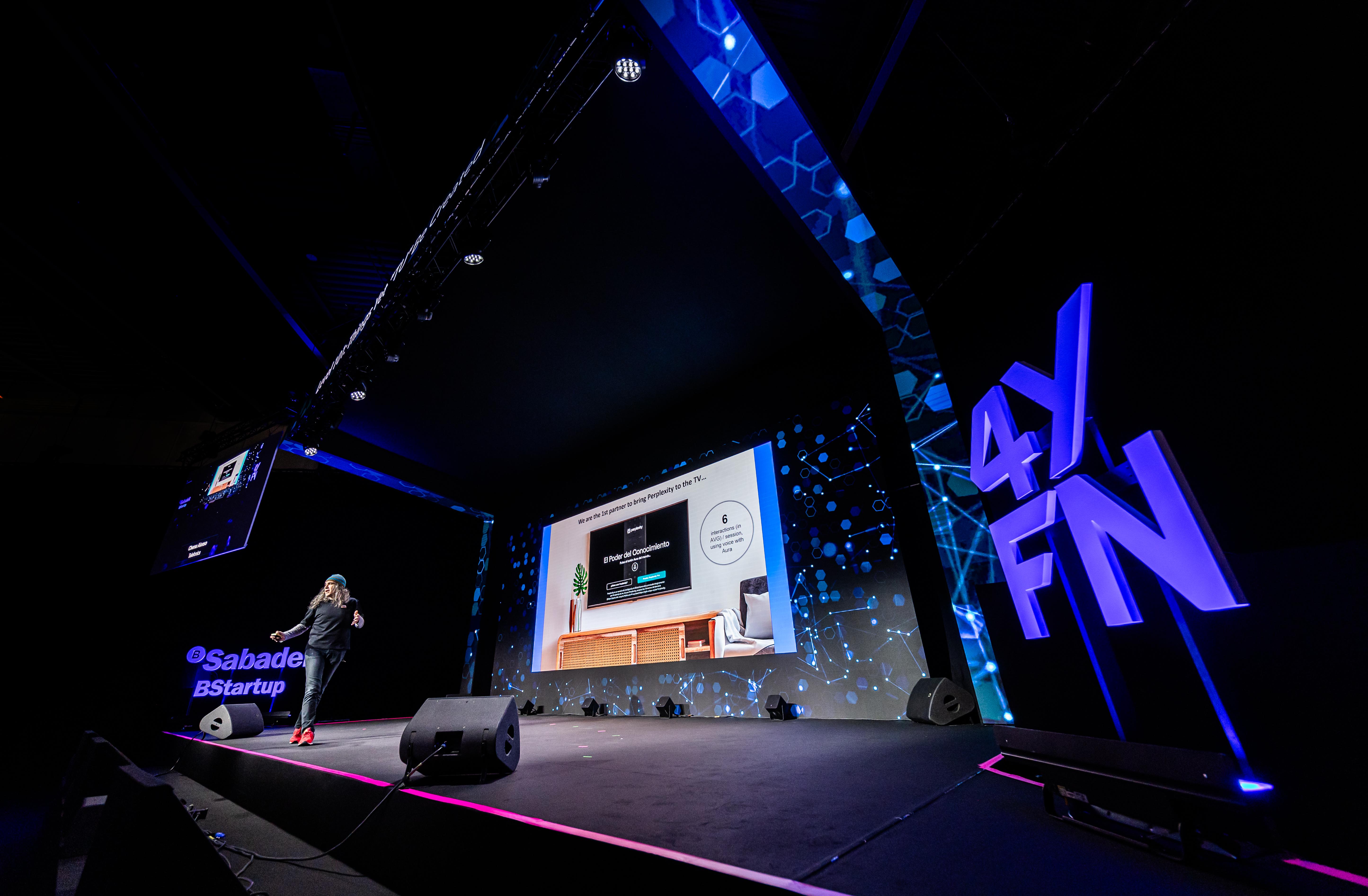 Chema Alonso, Chief Digital Officer of Telefónica, presents the impact of disruption in the telecommunications sector at the ‘Level 101: Things yet “TU” be created’ session at 4YFN.