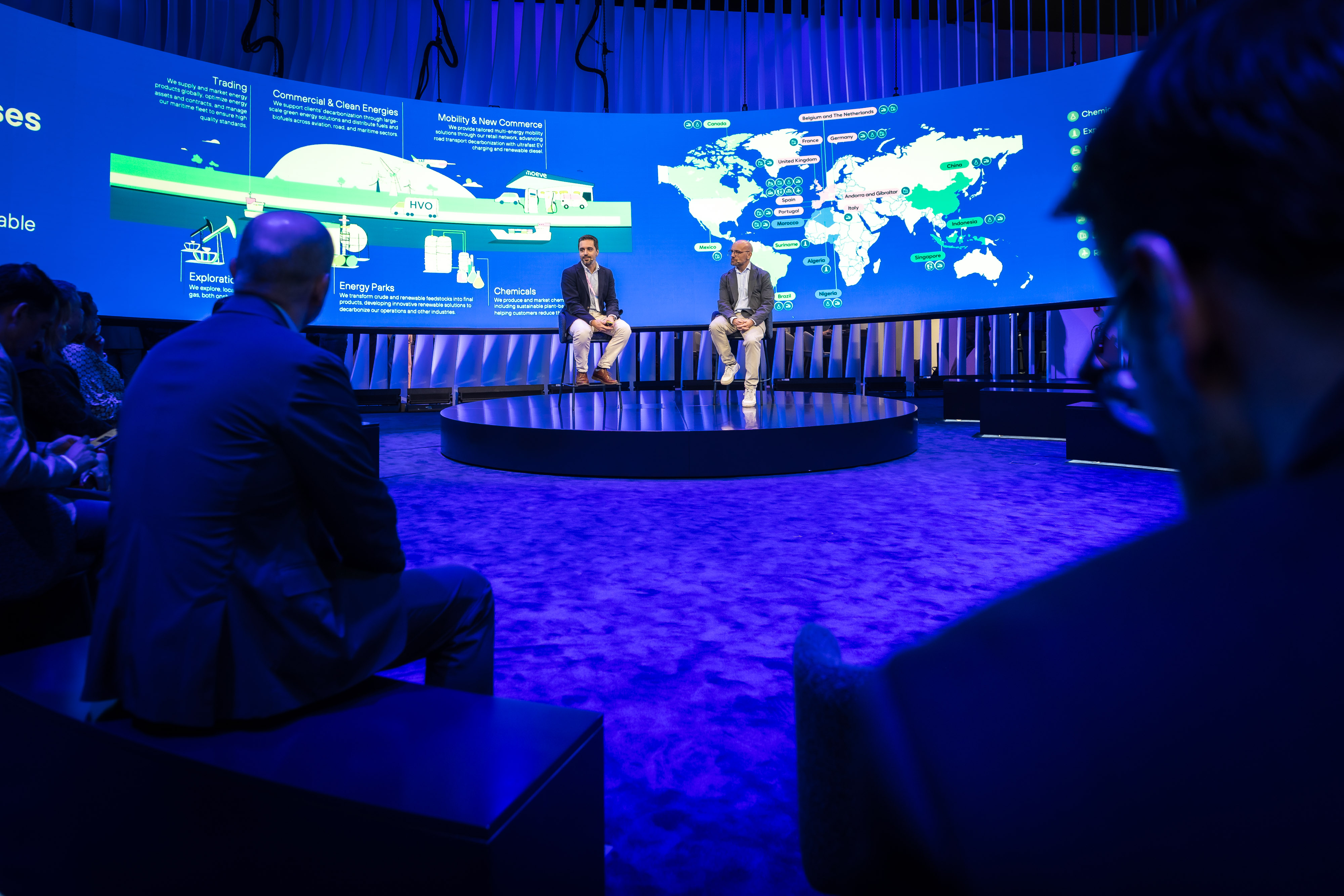 Telefónica presented the “SOC of the Future” at MWC26, a new managed cybersecurity service that transforms the traditional security operations centre model into a cognitive system.