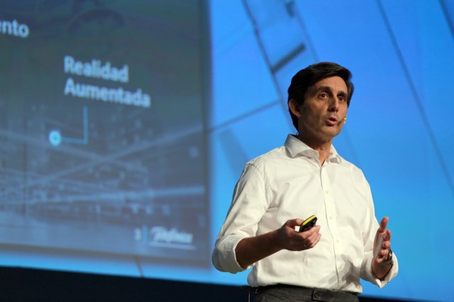 José Mariá Álvarez-Pallete explaining the 5-point plan that will mark a new era for the company