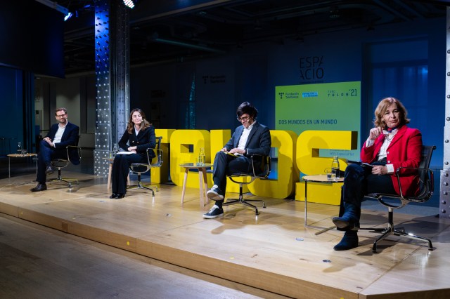 From left to right: Christoph Steck, Alicia Richart, Borja Bergareche and Belén Romana.