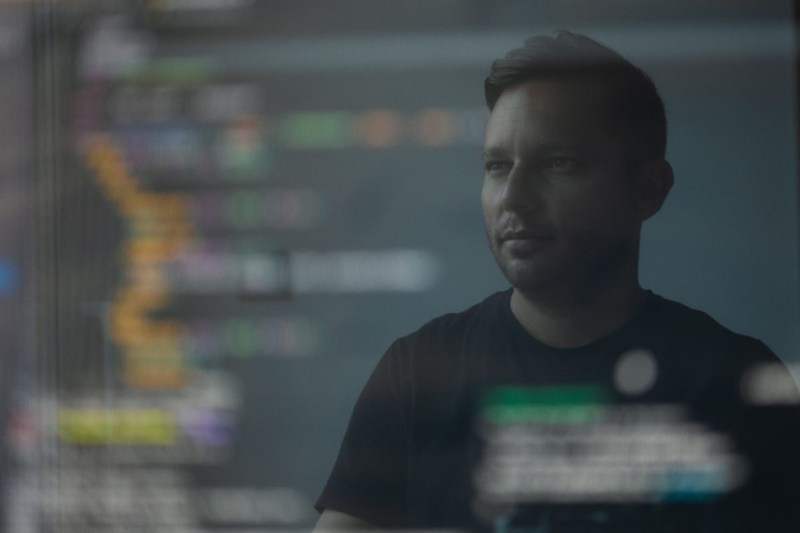differences machine learning deep learning