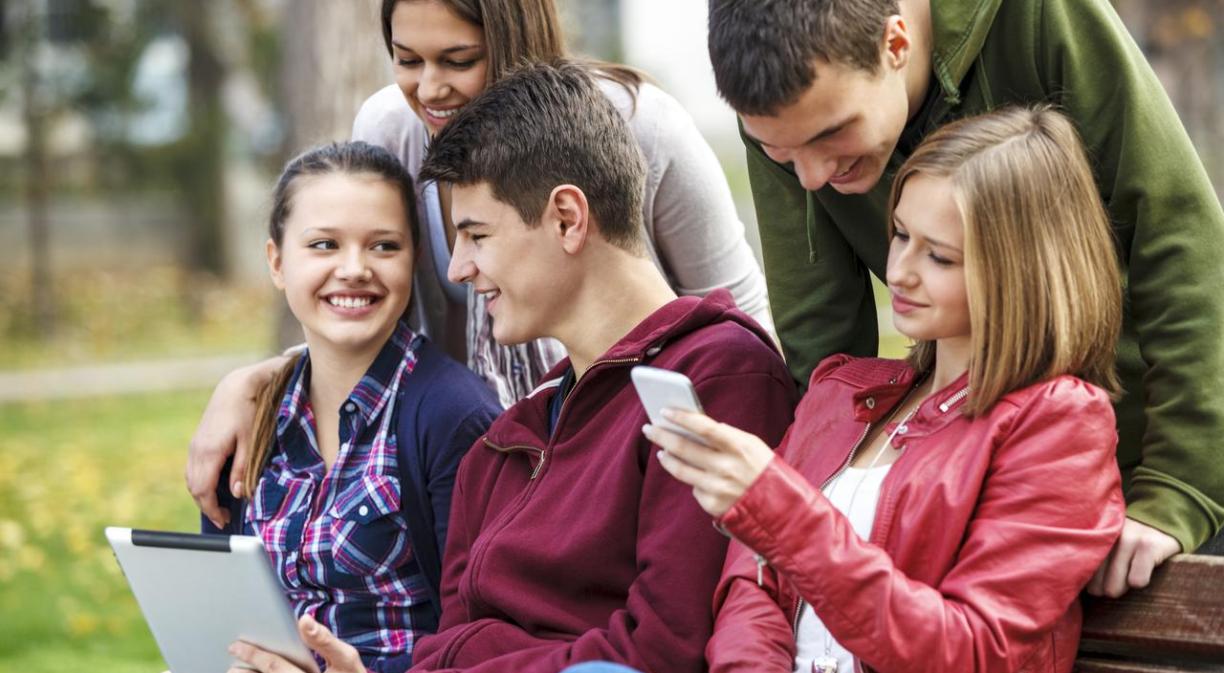 technology to attract talent main picture