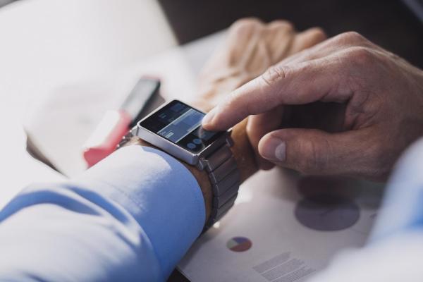 how to prevent cyberfraud with smartwatches