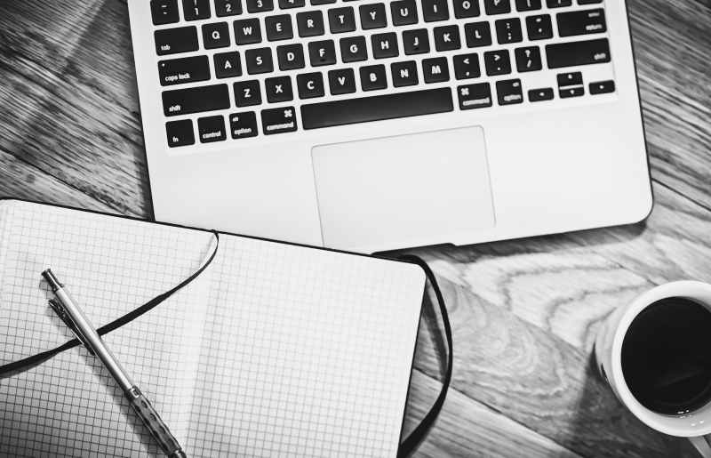 Discover how to build a conversion-oriented landing page with a few simple tricks.