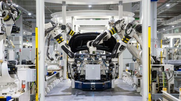 Find out more about the advantages of automation. We explain each of them in a simple way