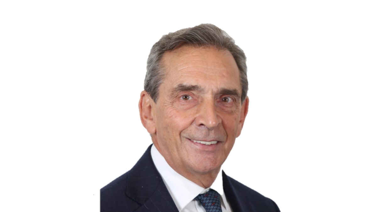 Fallece Javier Echenique, Vicepresidente de Telefónica y Ex Director General del BBVA Fallece Javier Echenique, Vicepresidente de Telefónica y Ex Director General del BBVA