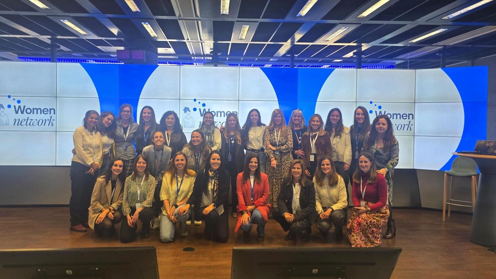 When networks meet: women in technology building community - Telefónica