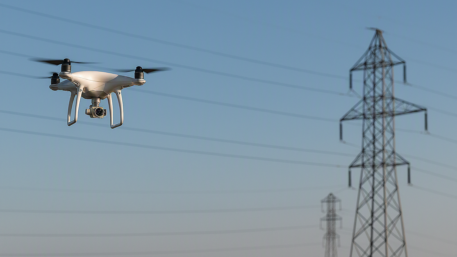 Drones and artificial intelligence for Telefónica’s critical infrastructure - telefonica.com