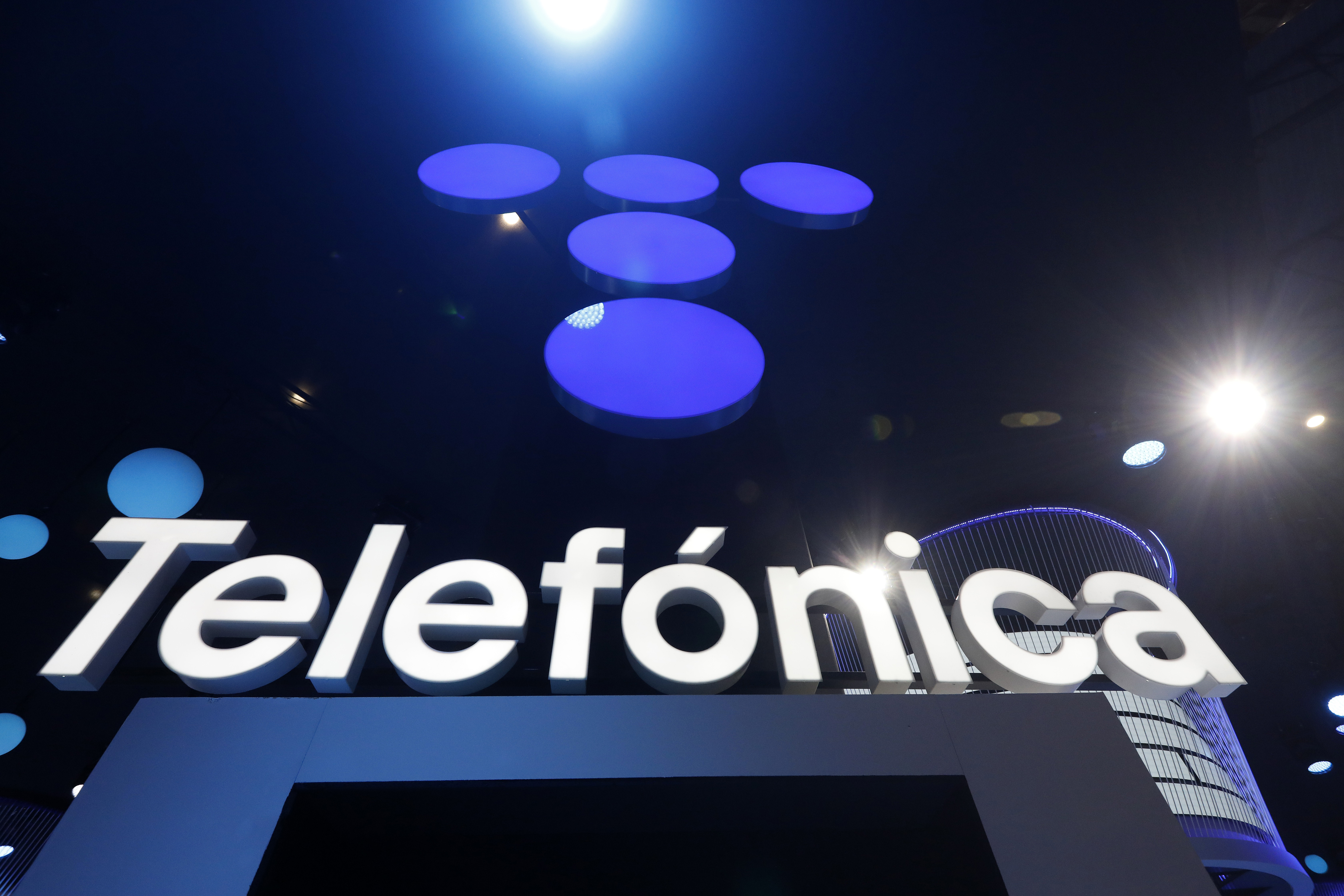 Stand de Telefónica en el MWC 2022 - @Arduino Vannucchi