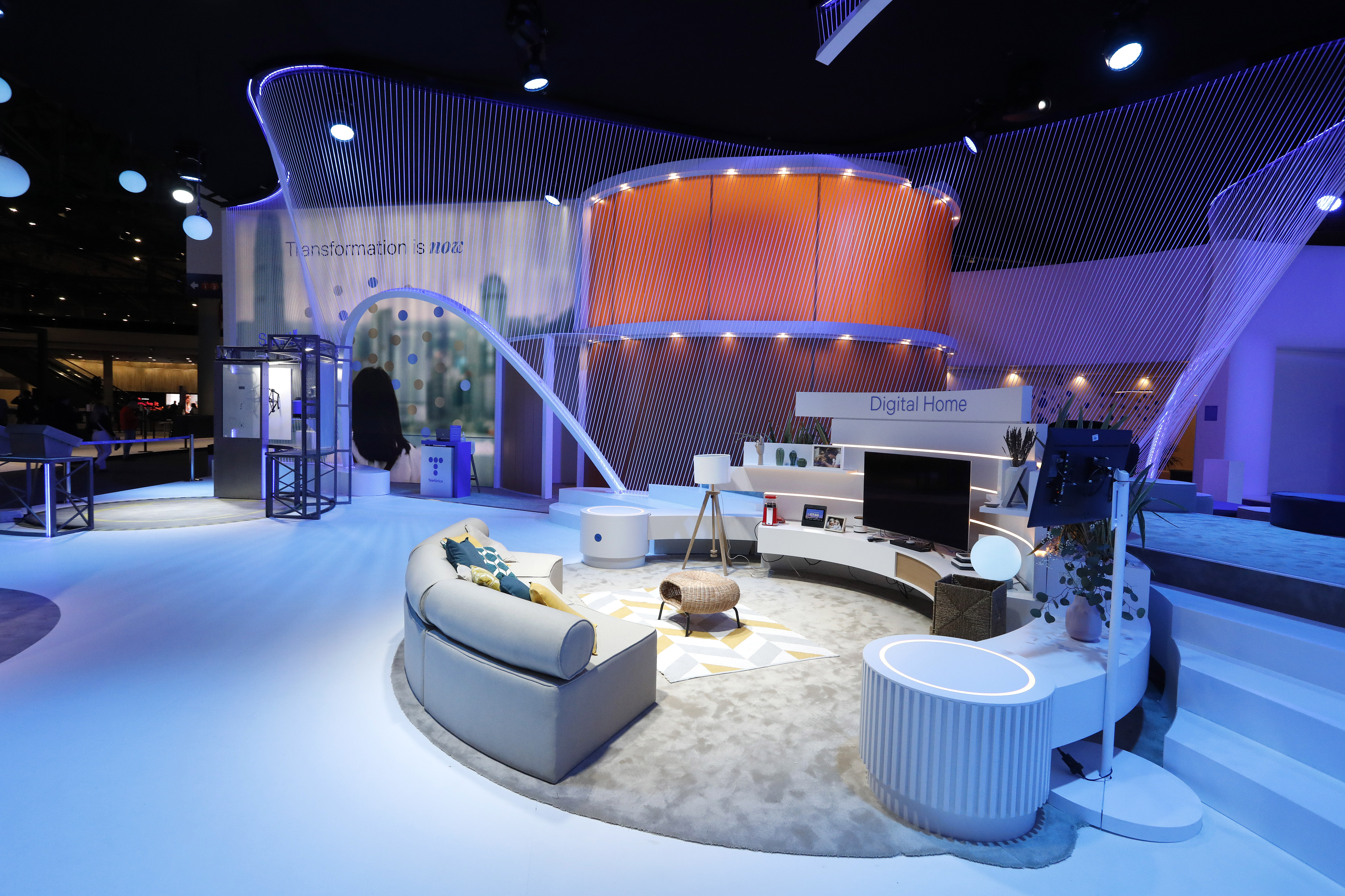 Stand de Telefónica en el MWC 2022 - @Arduino Vannucchi