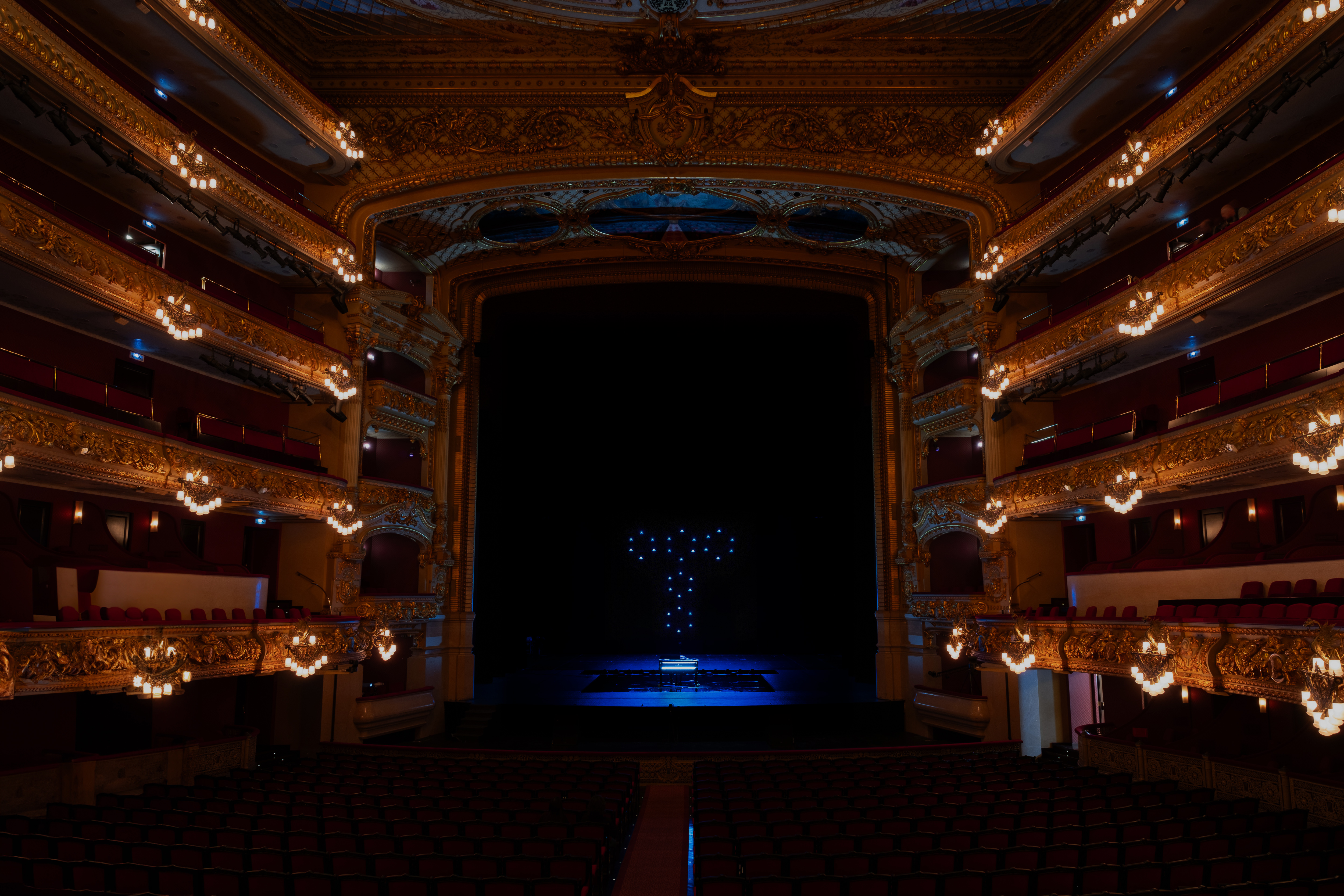 El Gran Teatre del Liceu de Barcelona ha sido el escenario del primer gran evento de Telefónica en el año de su Centenario, al coincidir con la primera jornada del Mobile World Congress 2024