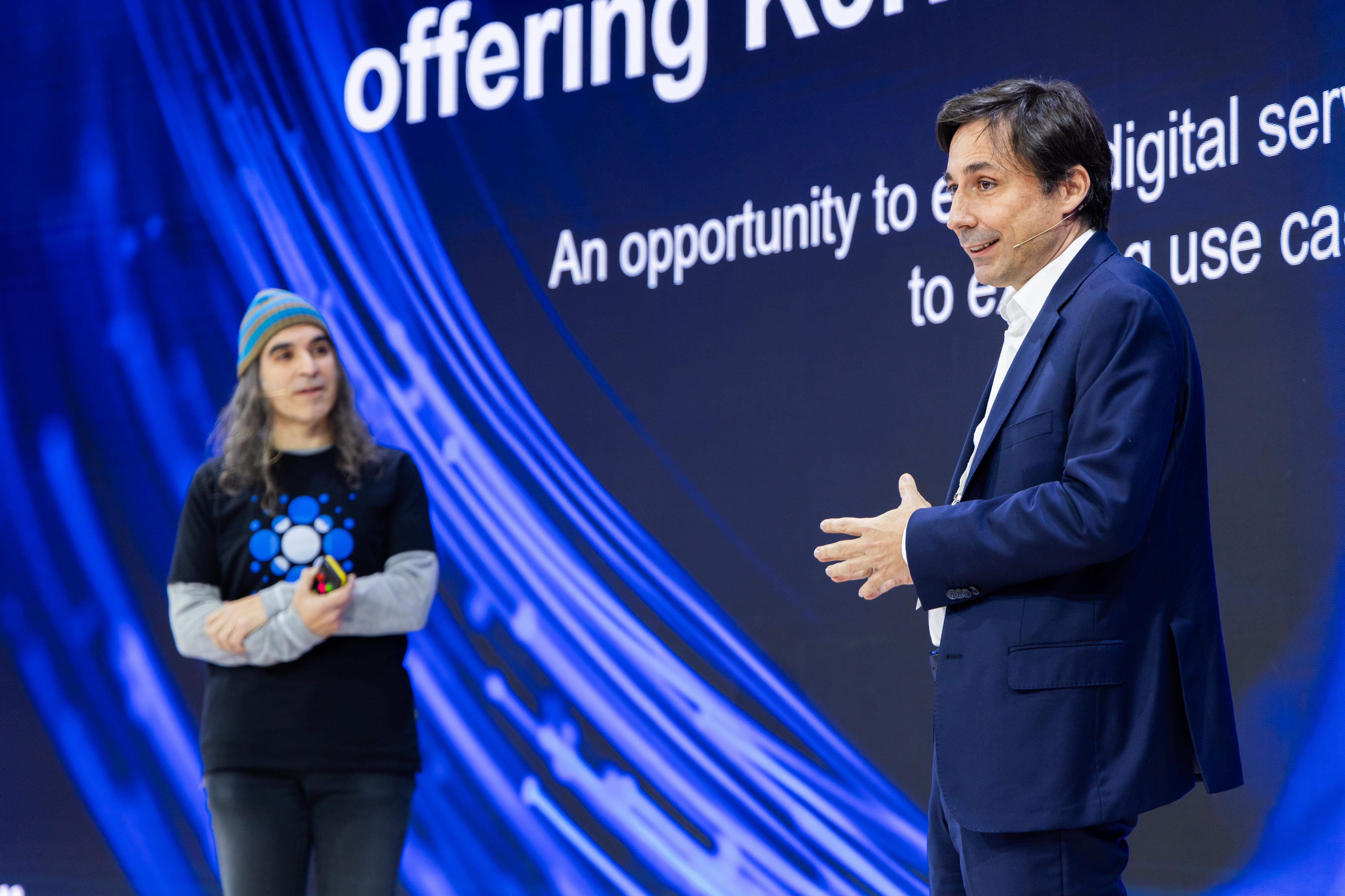 Chema Alonso, CDO de Telefónica, en su intervención junto a Paco Salcedo, presidente de Microsoft Spain.