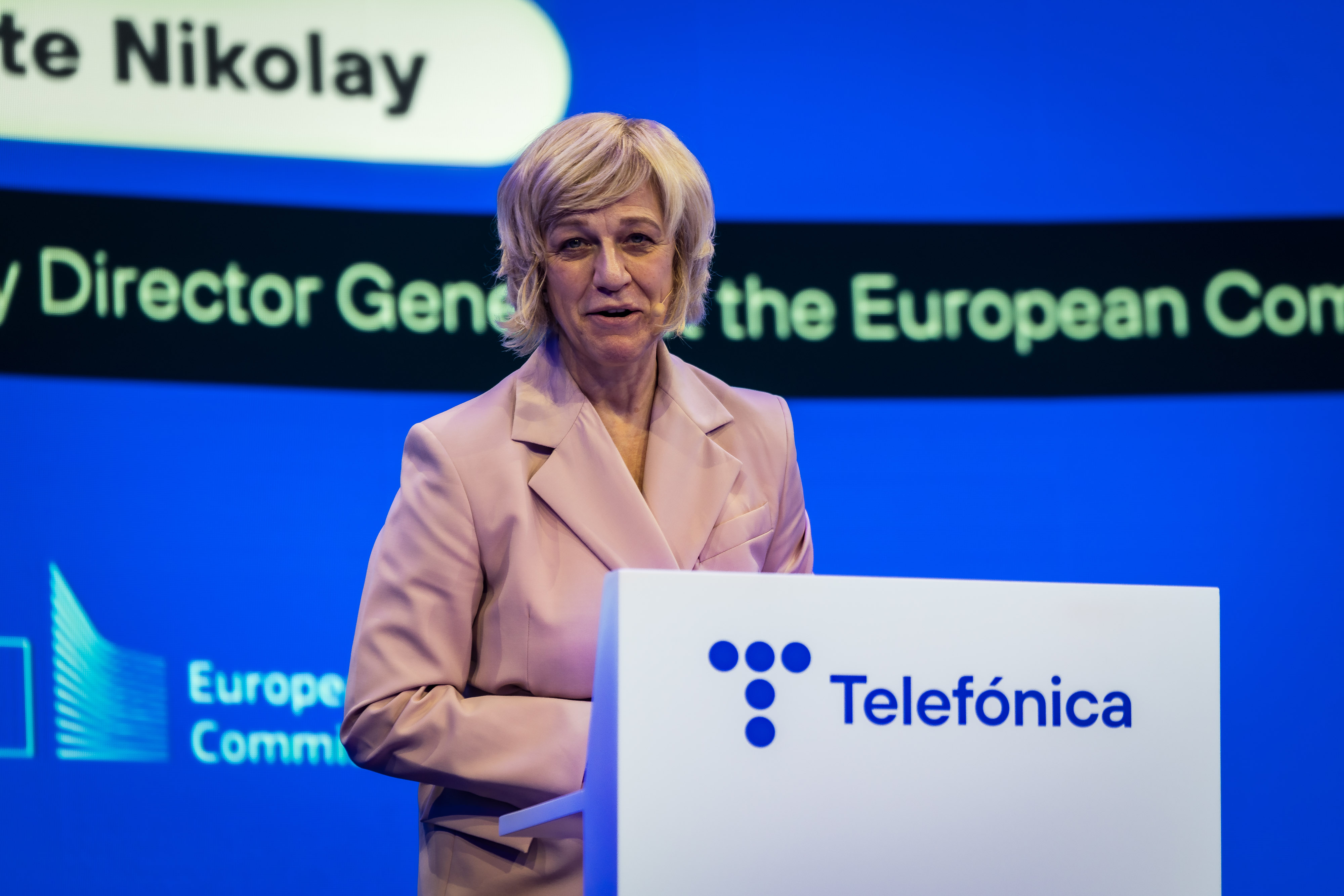 Renate Nikolay, Deputy Director General de la Comisión Europea, ha afirmado: “La Comisión Europea promueve firmemente infraestructuras de comunicación digital seguras y desarrolladas en Europa”, tras presentar EURO-3C en el MWC26, en el Ágora de Telefónica.