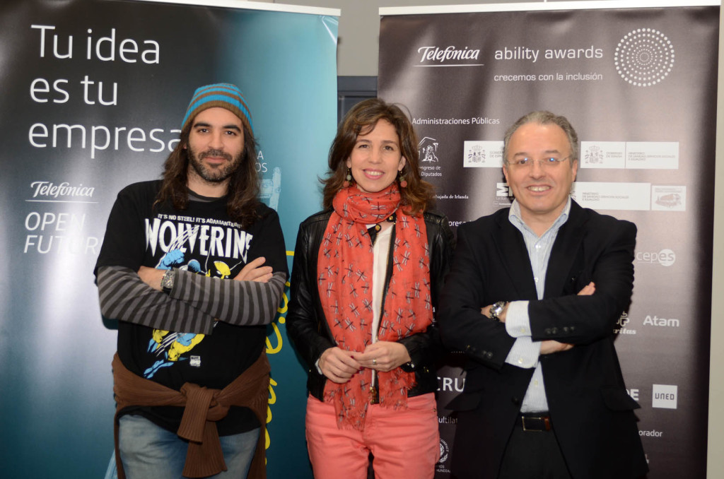 De izquierda a derecha: Chema Alonso, Ana Segurado y Alberto Andreu.