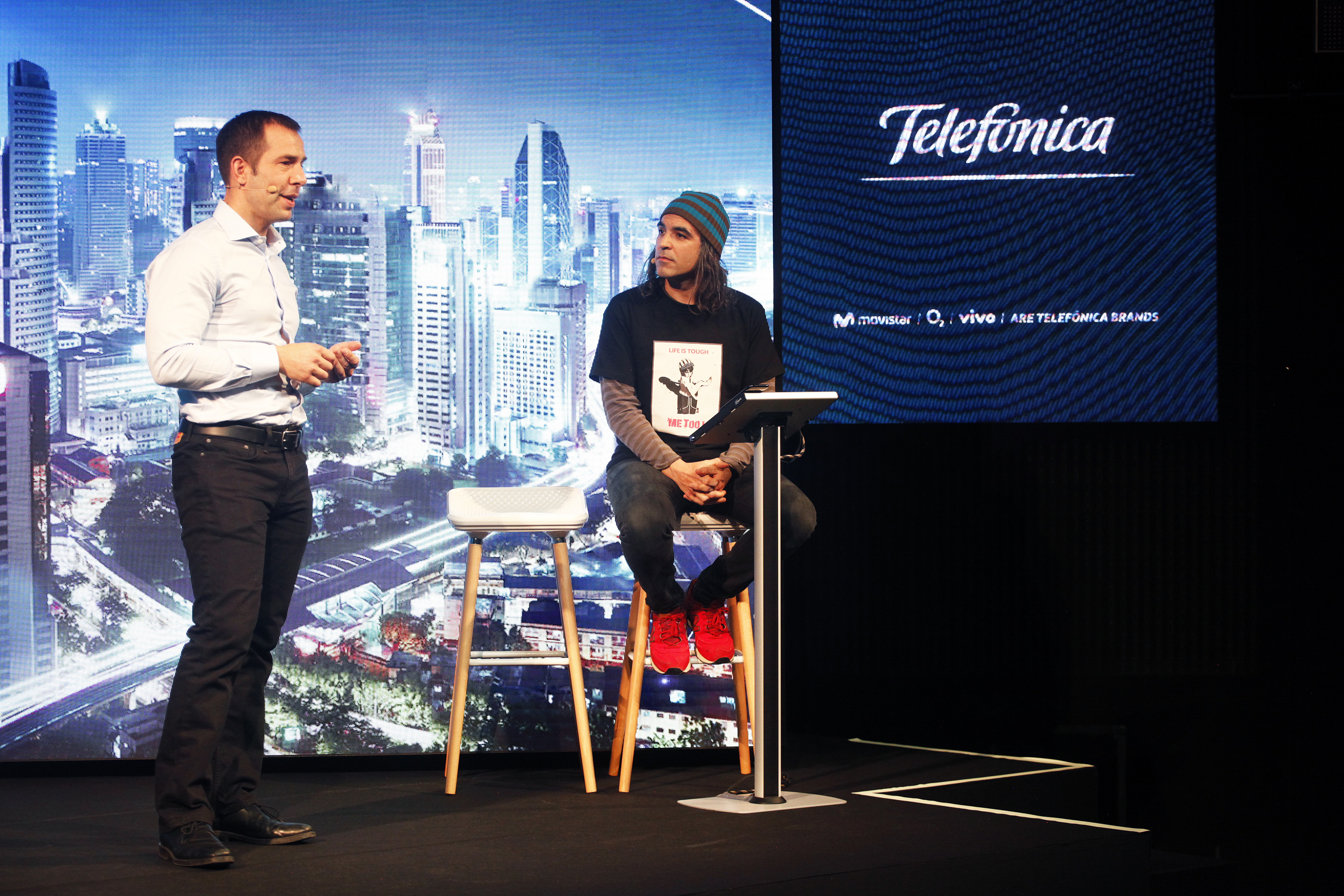 Javier Oliván, vicepresidente de Desarrollo de Negocio de Facebook, y Chema Alonso, Chief Data Officer de Telefónica