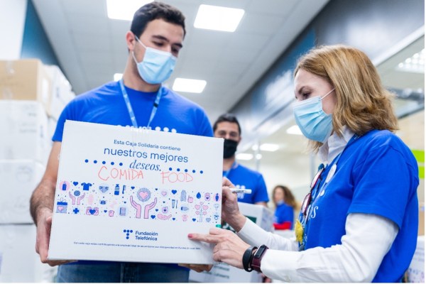 Voluntarios Telefónica organizan recogida de productos para enviar a Ucrania