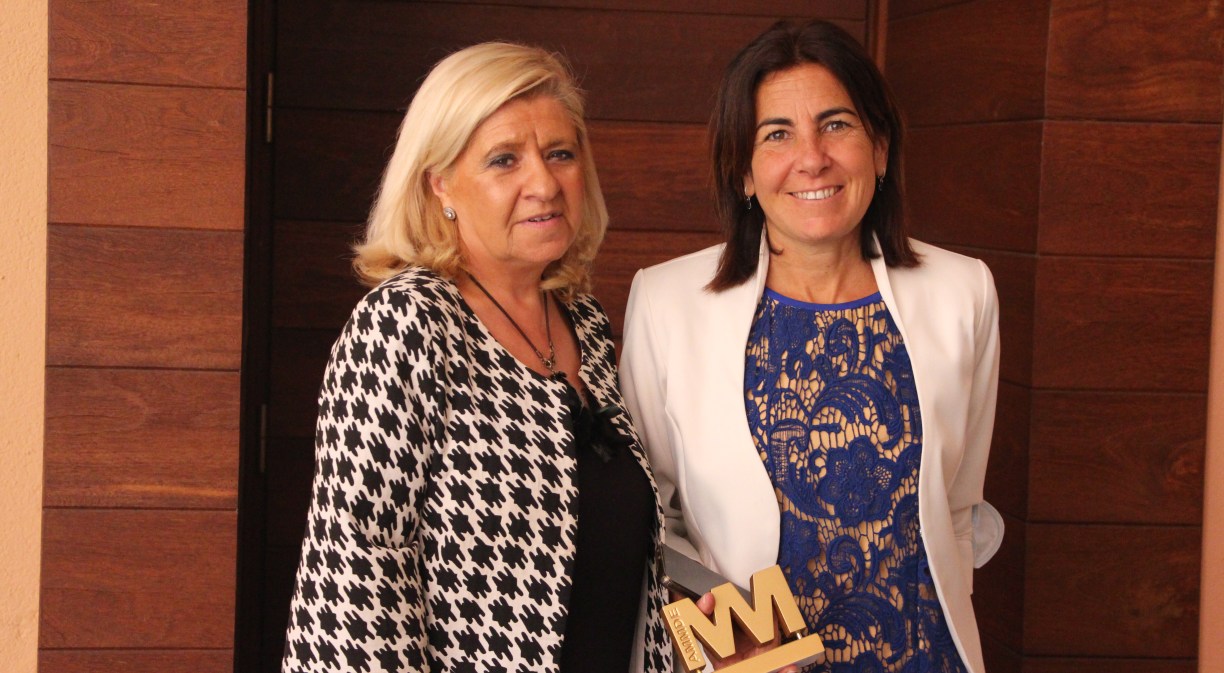 Maria Jesus Almazor premio a la Trayectoria Profesional
