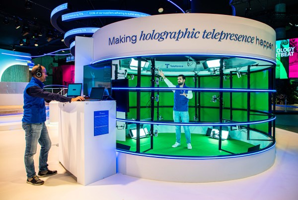 Telefónica exhibe su telepresencia holográfica con captura 3D en el MWC