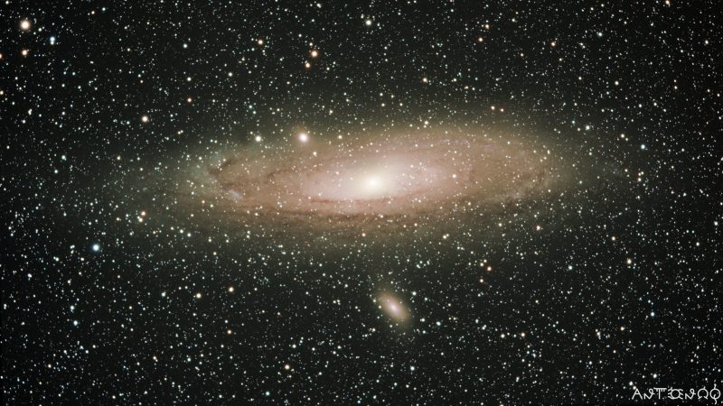 Descubre cómo iniciarte en el mundo de la astrofotografía: cómo fotografiar el cielo nocturno.