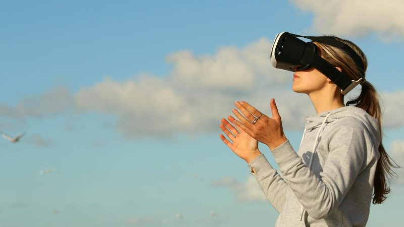 ¿Tiene sentido usar unas gafas de realidad virtual o de realidad aumentada, o es sólo un capricho más de la nueva generación de los nativos digitales?