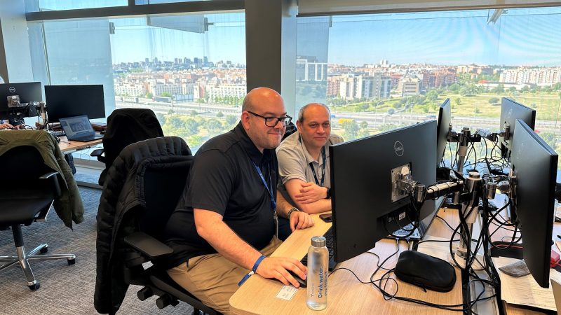 Descubre cómo es un día de trabajo para Pedro Morales, empleado de Telefónica. Conoce sus trucos para organizarse.