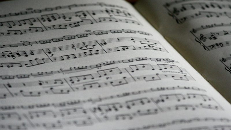 Descubre más sobre la música y sus beneficios. Conoce como le ayudó a Pedro con su TDHA.