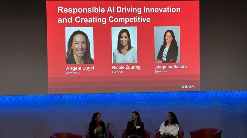 Participantes del panel Responsible AI Driving Innovation and Creating Competitive Advantage